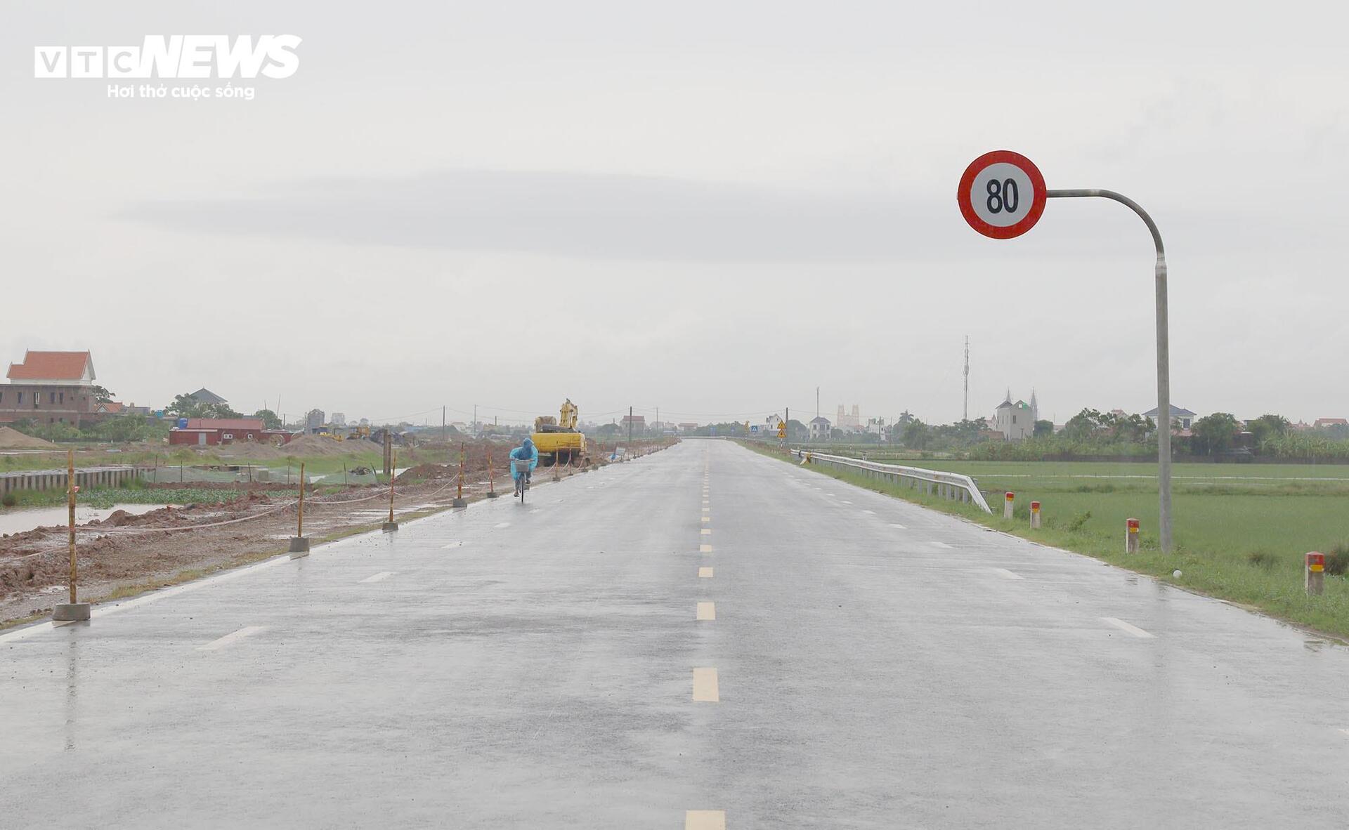 Chiêm ngưỡng cầu sông Hồng gần 1.000 tỷ đồng nối Hưng Yên với Ninh Bình - Ảnh 18