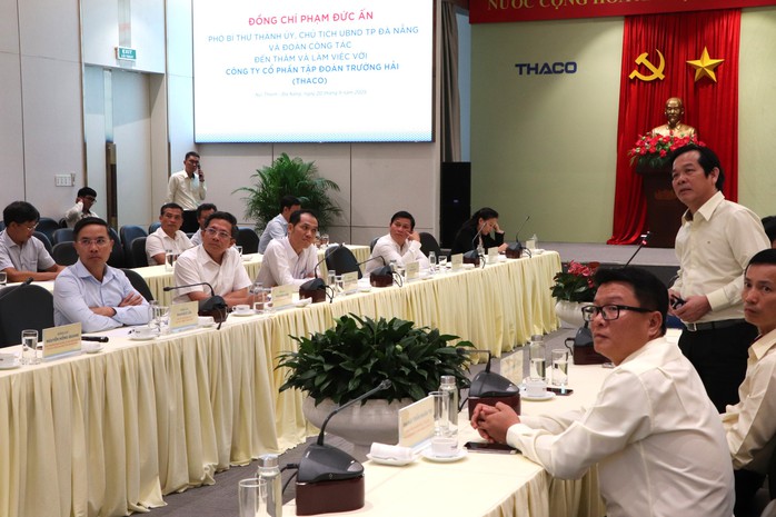 Tân Chủ tịch Đà Nẵng thị sát sân bay Chu Lai, làm việc với THACO - Ảnh 4