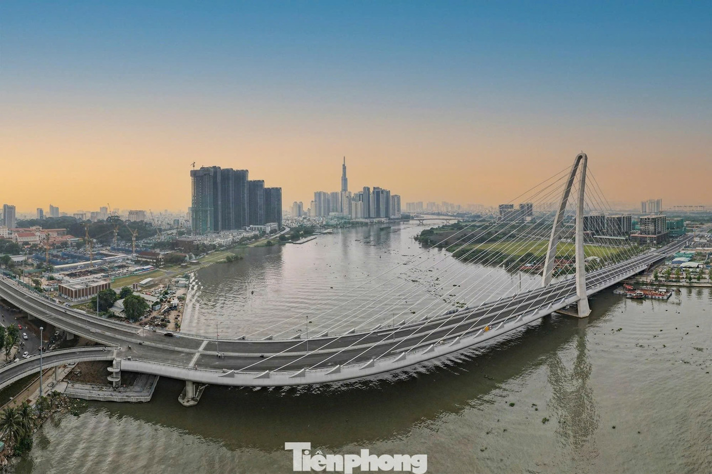 Hình ảnh TPHCM 'thay da đổi thịt' qua từng công trình - Ảnh 19