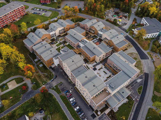 Ngôi làng ở Hà Lan nơi tất cả người dân đều bị... mất trí nhớ - Ảnh 5