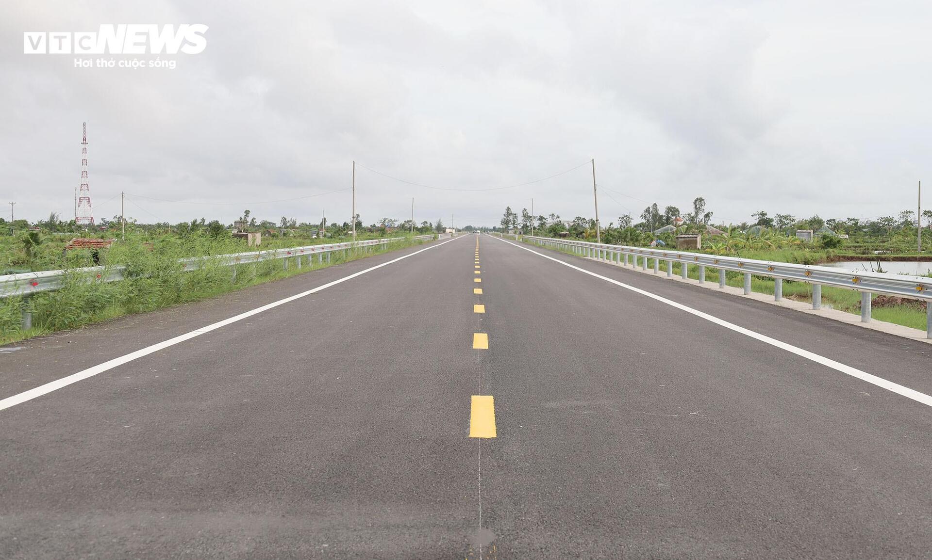 Toàn cảnh tuyến đường bộ ven biển Hưng Yên gần 5.000 tỷ đồng sắp cán đích - Ảnh 14