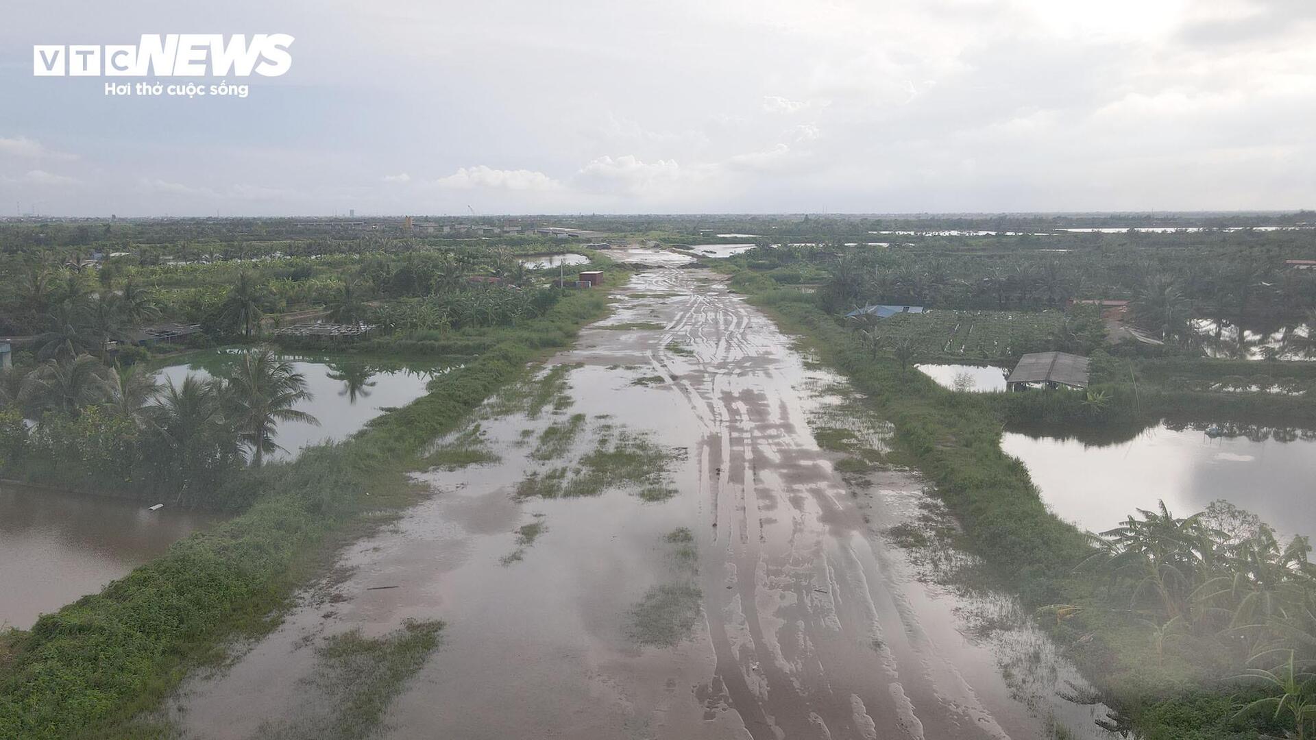 Đường bộ ven biển qua Hải Phòng 3.700 tỷ đồng 'đắp chiếu' sau 8 năm khởi công - Ảnh 17
