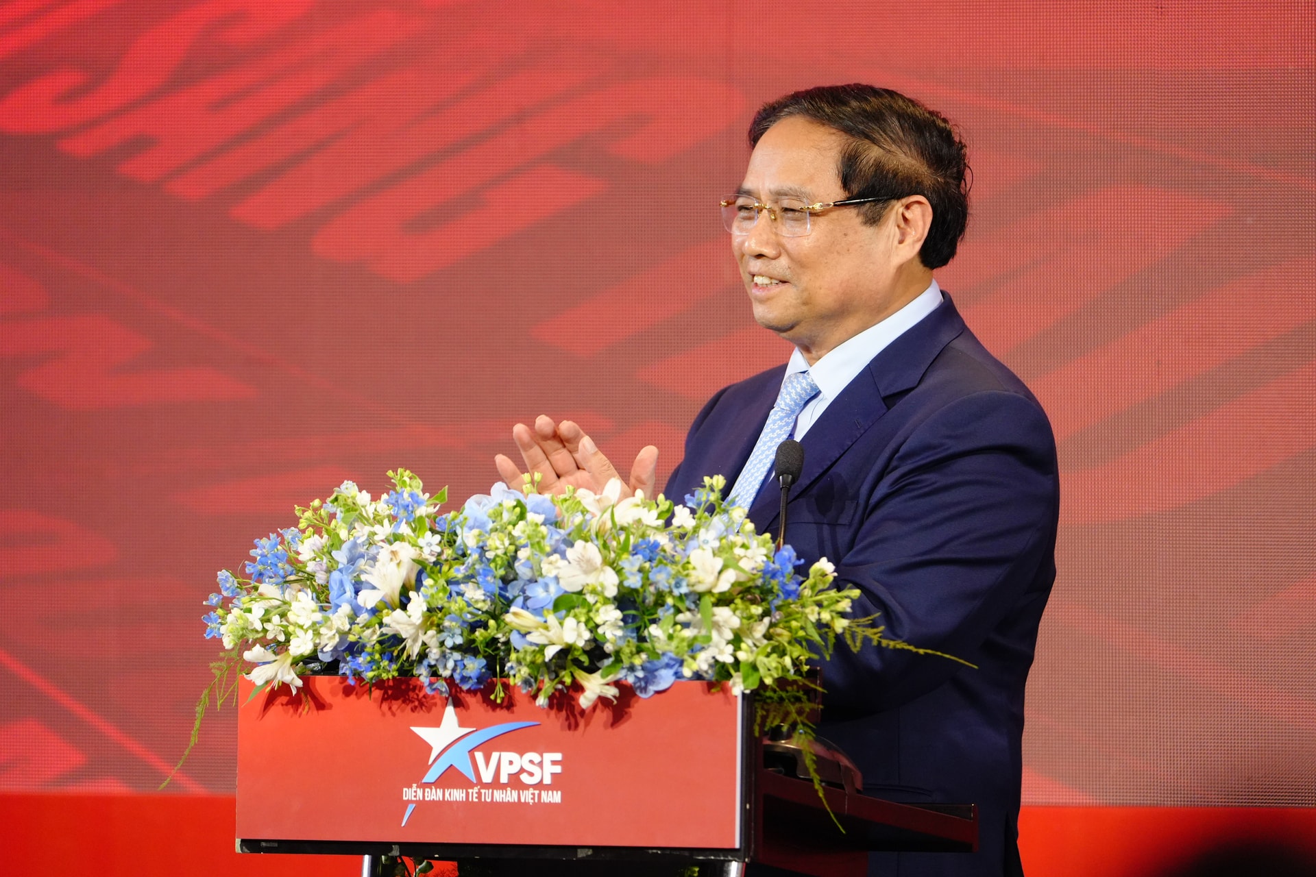 Thủ tướng: Đầu nhiệm kỳ tôi đi kiểm tra, 7, 8 doanh nghiệp làm 10km cao tốc không đâu vào đâu, nay 1 doanh nghiệp đảm nhận 30, 40km - Ảnh 1