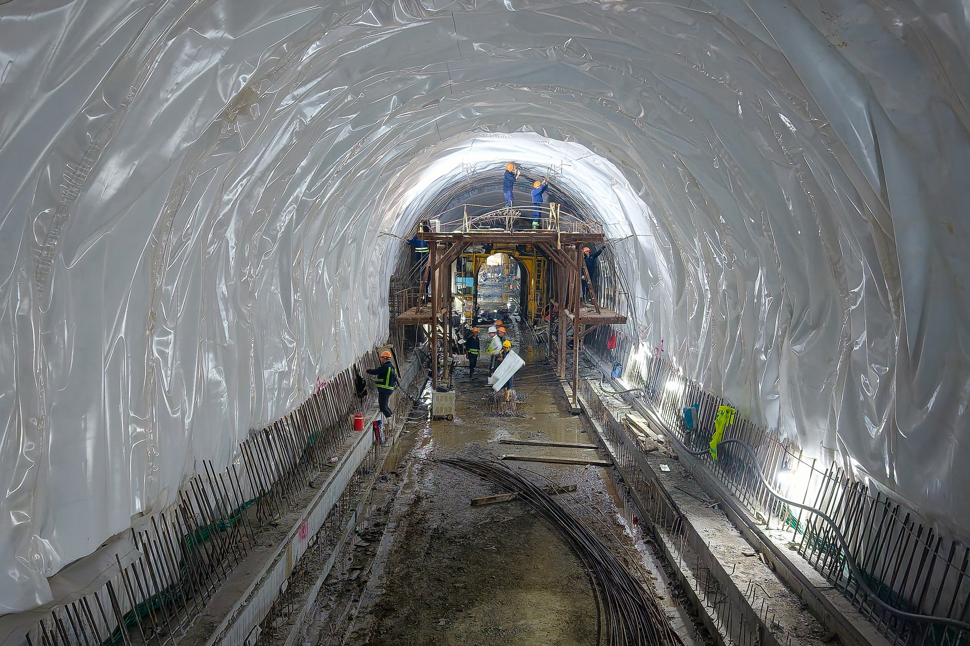 Liên danh Đèo Cả quyết tâm vượt khó, khẳng định hoàn thành 2 hầm nghìn tỷ tại tỉnh hẹp nhất Việt Nam vào cuối năm nay - Ảnh 2