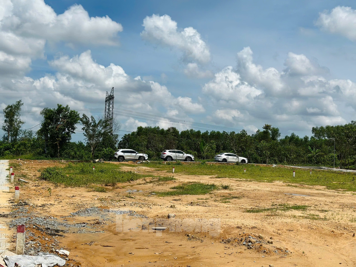 Công an vào cuộc khi đất làng quê 'sốt nóng' sau công bố quy hoạch - Ảnh 2