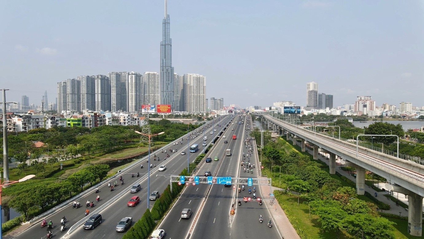 Những con số “biết nói” của bất động sản quanh tuyến hạ tầng trọng điểm - Ảnh 2