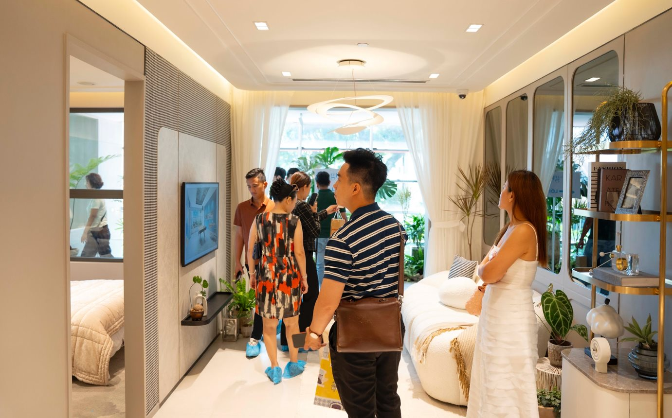 Loạt doanh nghiệp bất động sản phía Nam rầm rộ ra hàng - Ảnh 2