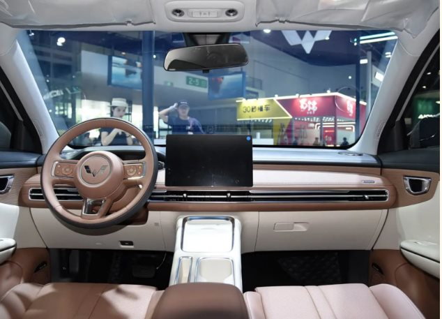 Wuling ‘nhá hàng’ mẫu xe điện cỡ nhỏ chỉ từ 250 triệu đồng: Một lần sạc đi 430 km, sẽ ra mắt vào cuối tháng 9 - Ảnh 3