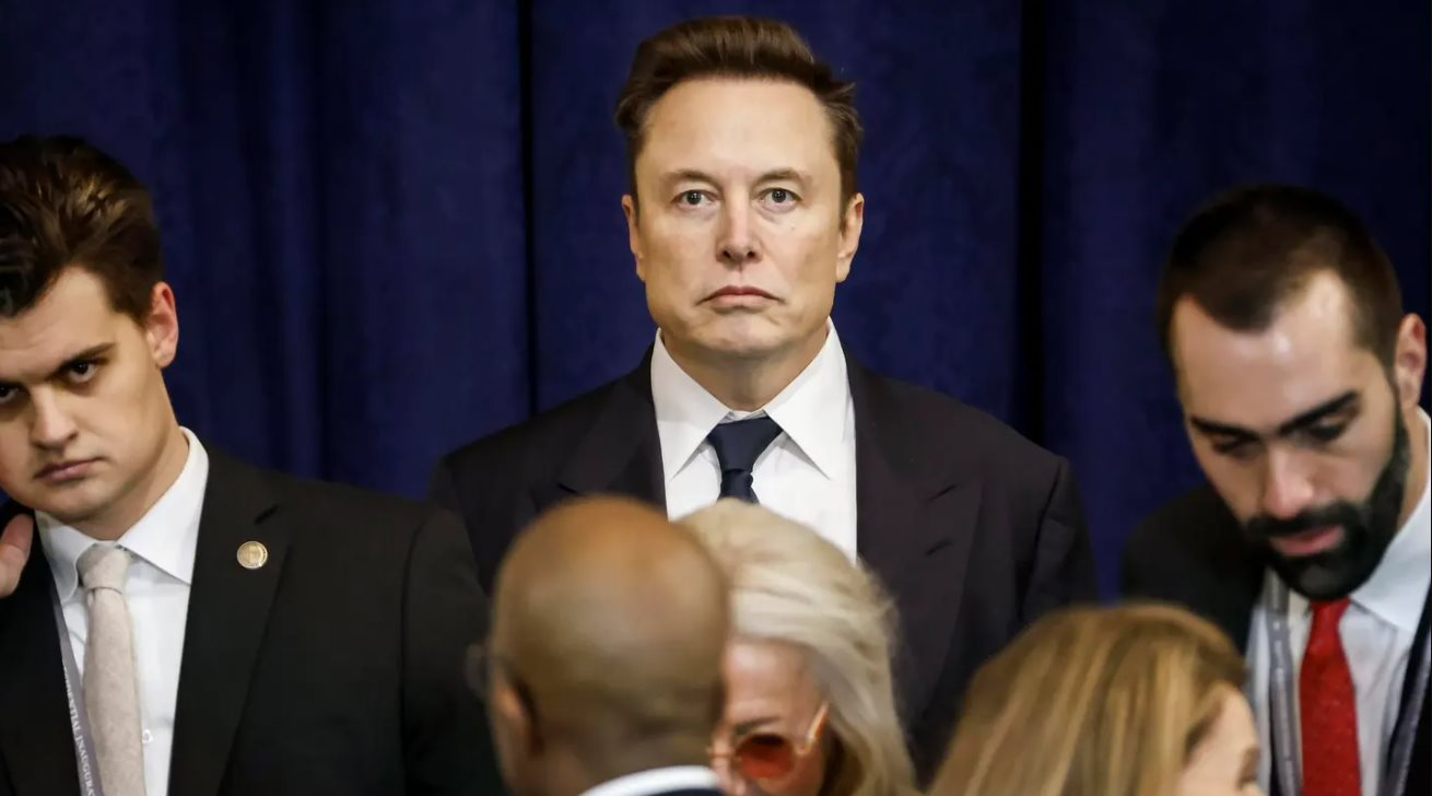 Elon Musk bị kiện vì đổ lỗi cho khách hàng: Tesla tự hào công nghệ tiên tiến nhưng có chuyện thì chối bỏ trách nhiệm - Ảnh 3