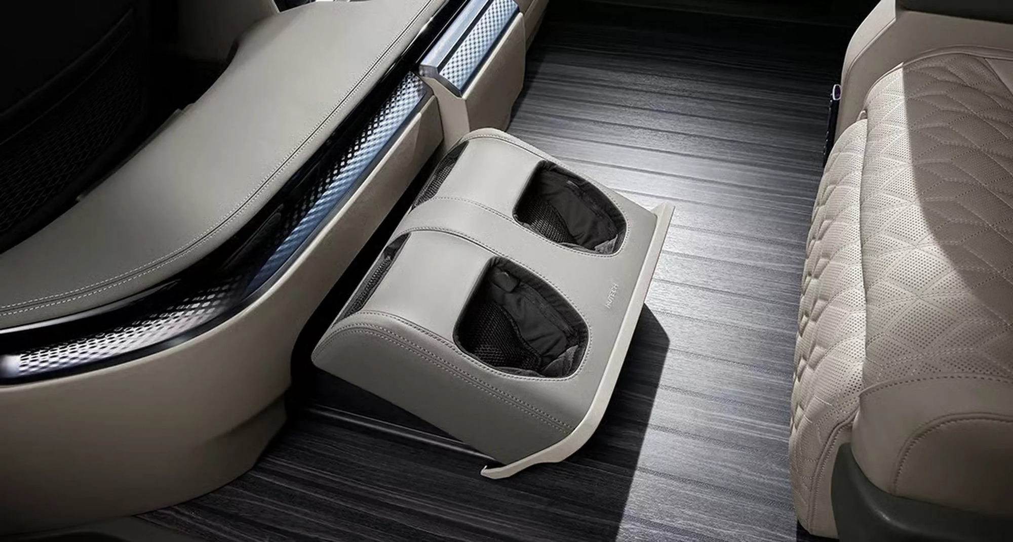 Mẫu xe xa xỉ nhất của Kia vừa ra mắt - không phải một chiếc sedan hay SUV - Ảnh 14