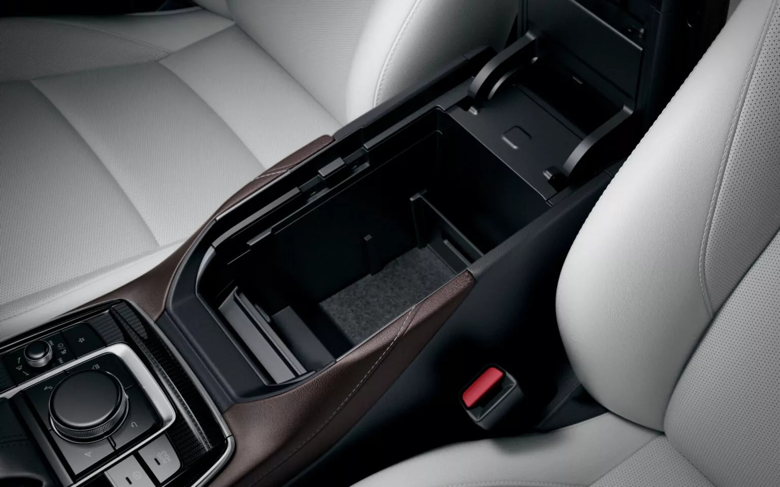 Mazda CX-30 2026 ra mắt: Động cơ 2.5L, AWD như CX-5, CX-8, nâng cấp một số trang bị để lái sướng hơn - Ảnh 11