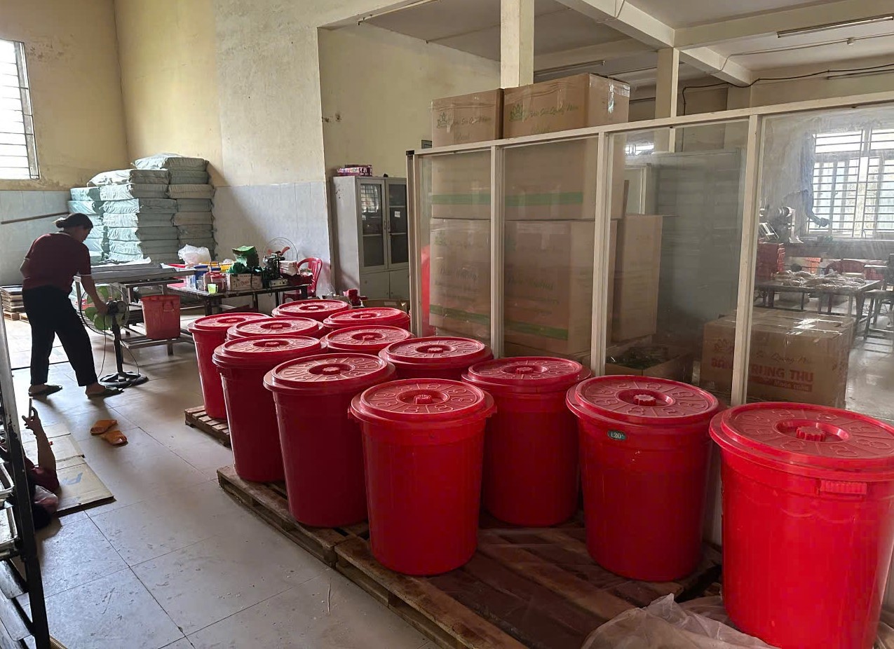 Phát hiện nhiều cơ sở sản xuất bánh trung thu vi phạm ở Đà Nẵng - Ảnh 2