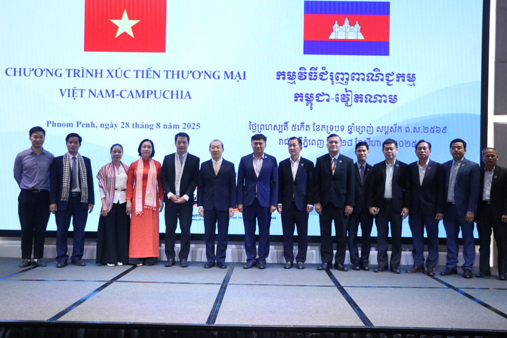 Thương mại Việt Nam–Campuchia tăng tốc ngoạn mục: Con số 'biết nói' chỉ trong 7 tháng - Ảnh 1