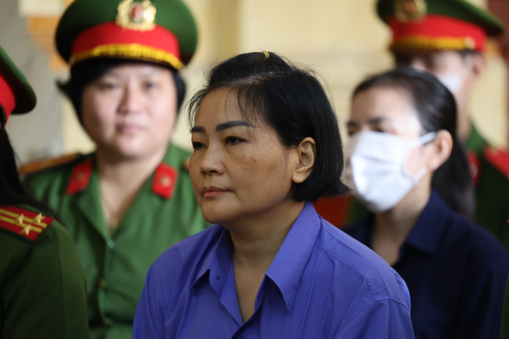 Một câu hỏi của chủ toạ khiến cựu Tổng giám đốc SJC ngượng ngùng - Ảnh 2