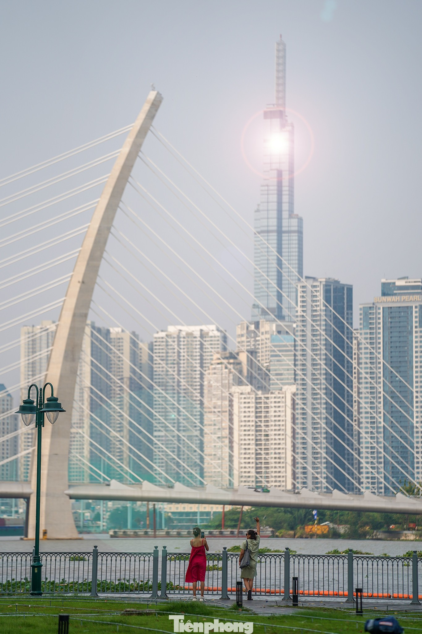 Hình ảnh TPHCM 'thay da đổi thịt' qua từng công trình - Ảnh 13