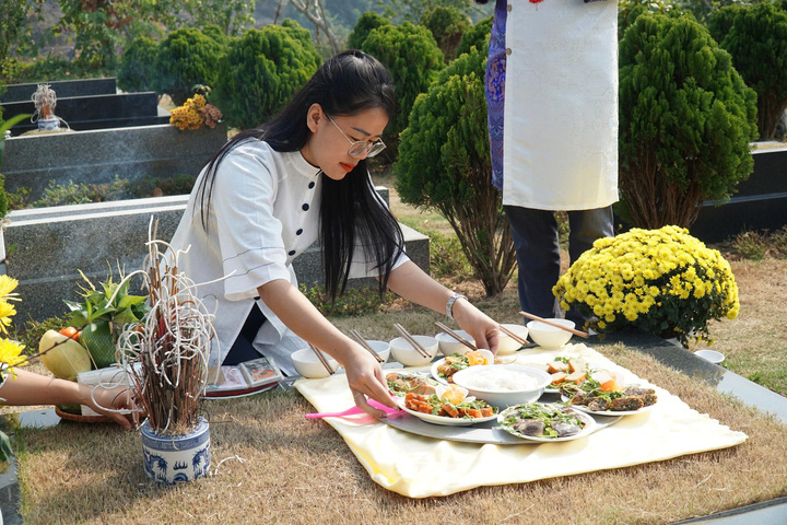 Dịch vụ cúng online tiền triệu đắt khách mùa Vu lan - Ảnh 1