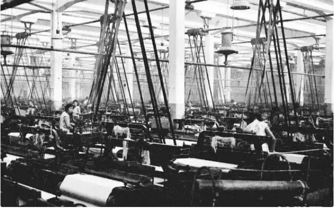 Gia tộc Trung Quốc thịnh vượng suốt 130 năm nhờ cặp câu đối của tổ tiên - Ảnh 2