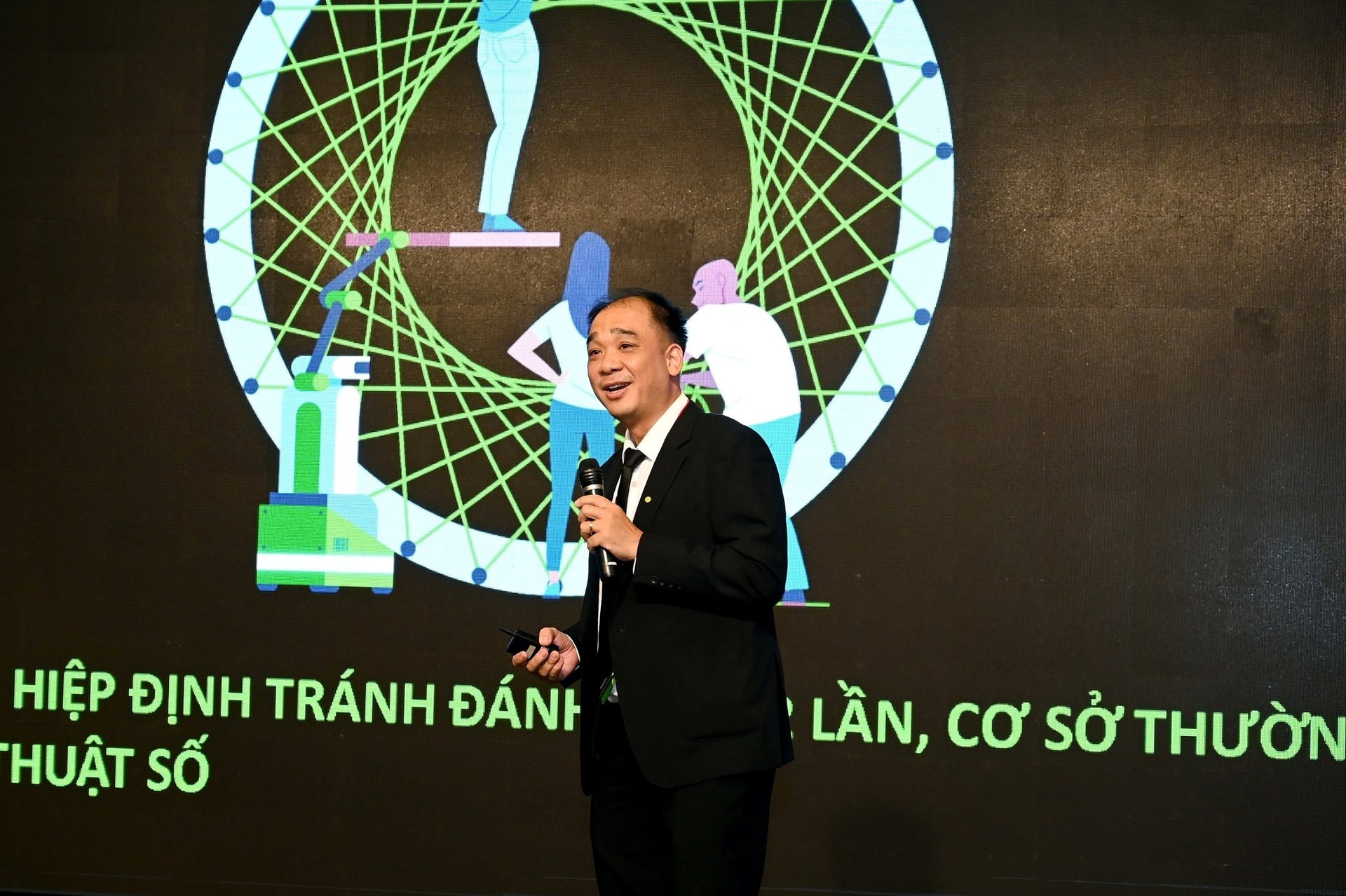 PRIVATE 100 trong bức tranh toàn cảnh của TOP 200: Câu chuyện về rủi ro thuế theo các sắc thuế và theo ngành kinh doanh - Ảnh 2