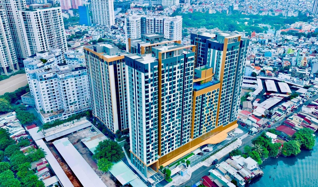 TPHCM điều động thêm nhân sự cấp cao để gỡ vướng cấp 'sổ hồng' chung cư - Ảnh 1