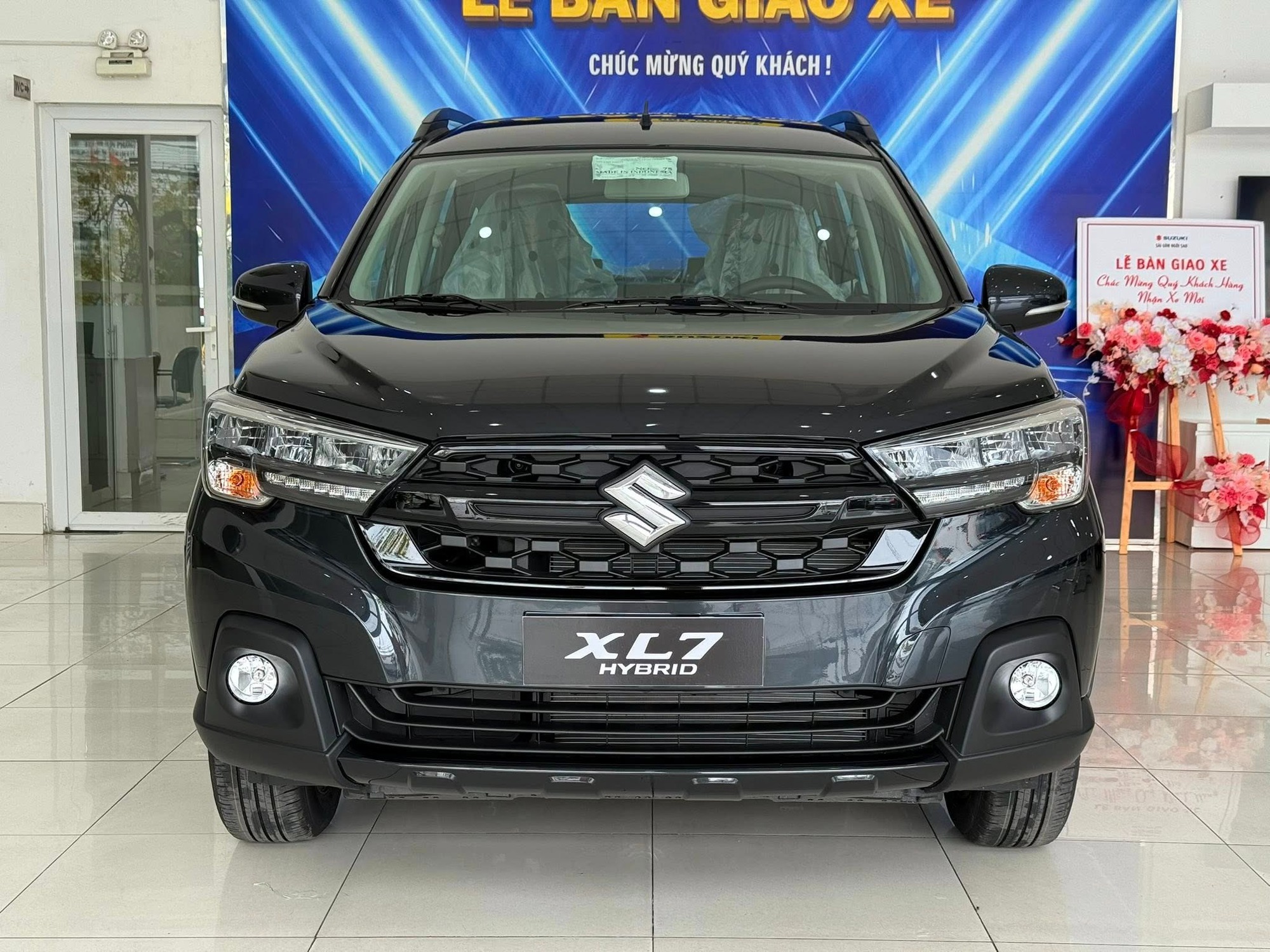 Suzuki XL7 Black Edition bản đặc biệt giảm 70 triệu tại đại lý: Giá thực tế chưa đến 530 triệu đồng, tăng sức cạnh tranh lên Xpander và Veloz Cross - Ảnh 2