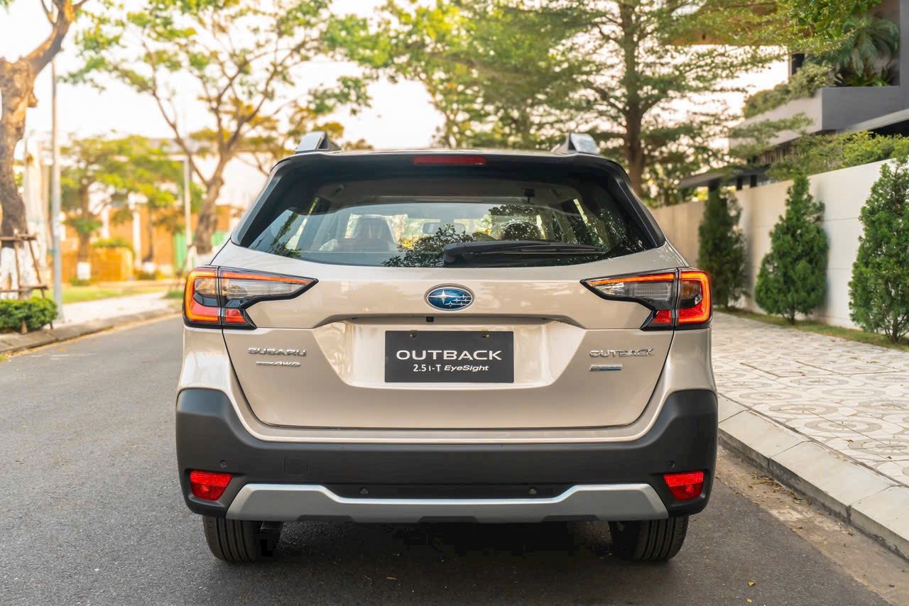 Subaru Outback giảm tới 550 triệu đồng tại đại lý: Giá thực tế chưa tới 1,6 tỷ, vẫn chỉ tương đương Palisade bản giữa dù to ngang Santa Fe - Ảnh 3