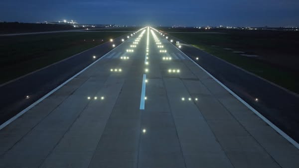 Công trình 16 tỷ USD của Việt Nam rực sáng đón dấu mốc đặc biệt, ghi tên vào bản đồ hàng không toàn cầu - Ảnh 2