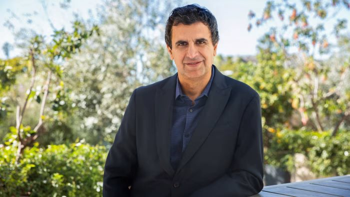 Thoát nguy cơ bị Warren Buffett thâu tóm, Unilever vẫn sa thải 1/4 lãnh đạo cấp cao, cắt giảm 18% nhân sự văn phòng trong 18 tháng - Ảnh 3