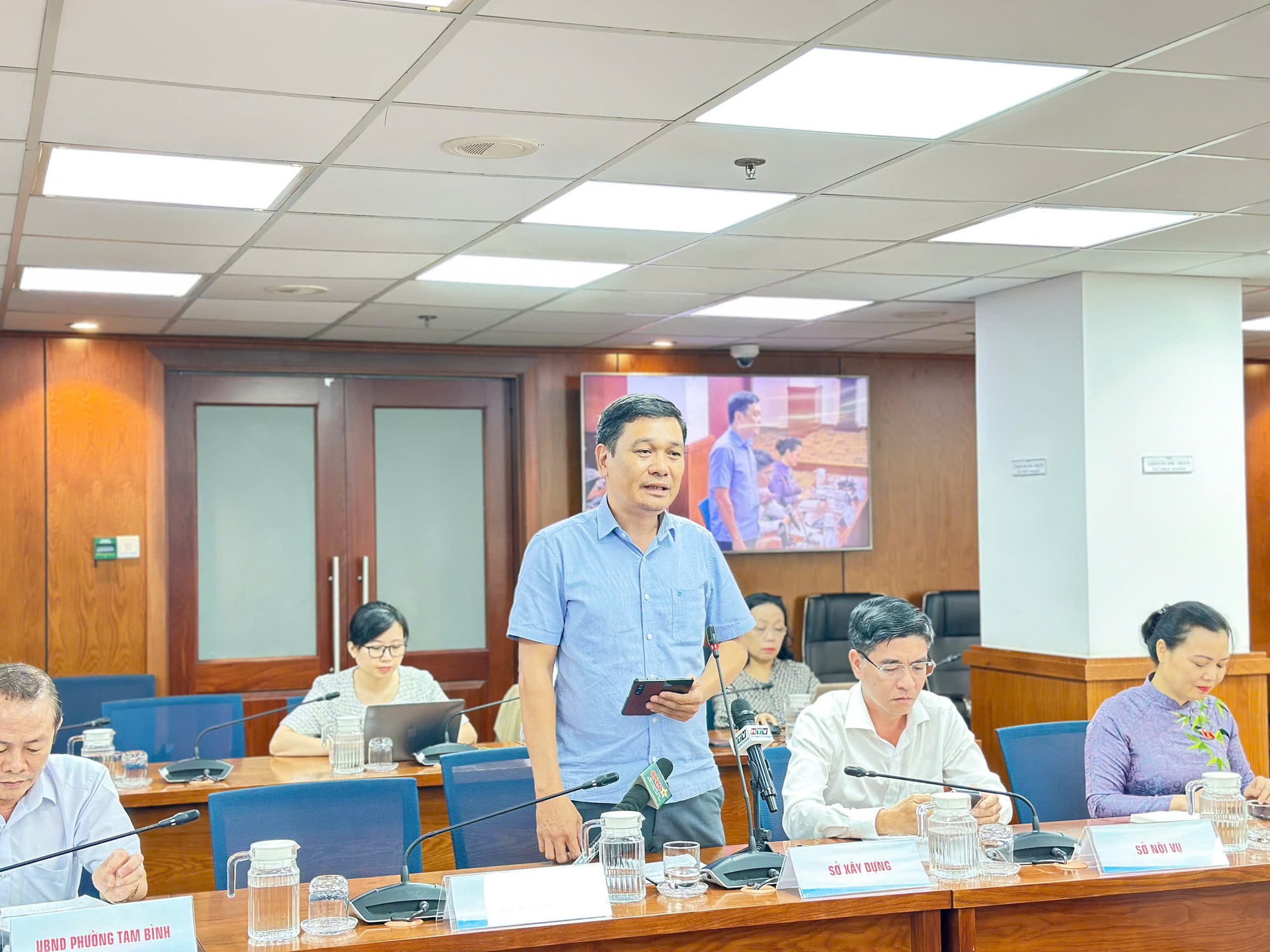 Cư dân chung cư cũ tại TP HCM được đảm bảo an toàn ra sao? - Ảnh 1