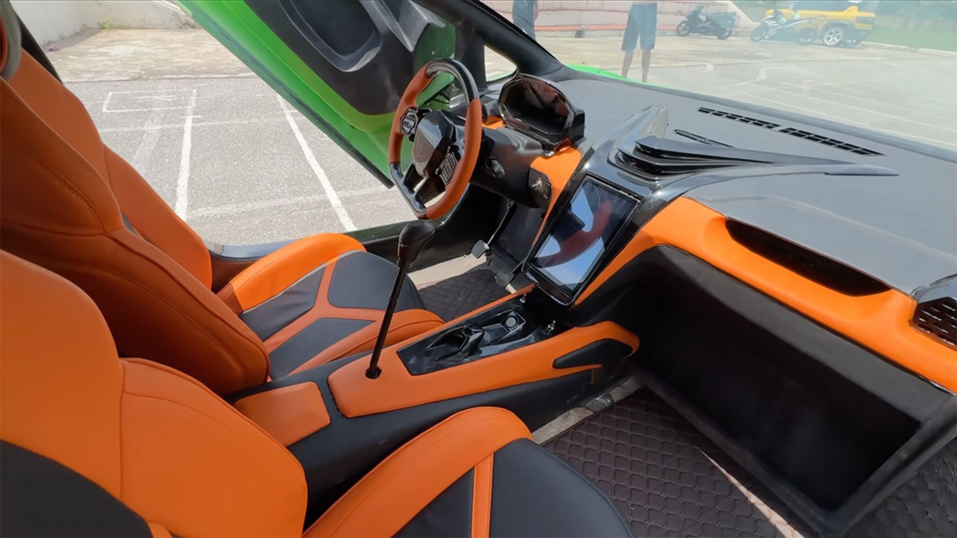 Biến chiếc Nissan cũ hỏng thành Lamborghini Revuelto, các thợ xe Việt Nam được thế giới ngả mũ khâm phục - Ảnh 5