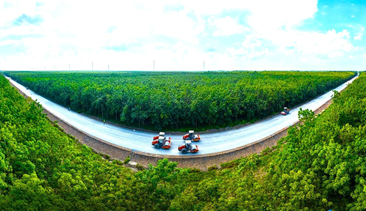 Chốt hạn về đích 2 tuyến đường kết nối trọng điểm phía Nam - Ảnh 4