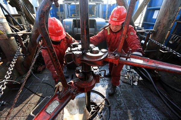 Đem cả trăm triệu m3 CO2 chôn xuống đáy biển, láng giềng Việt Nam ngay lập tức thu về "kho báu" khủng - Ảnh 1