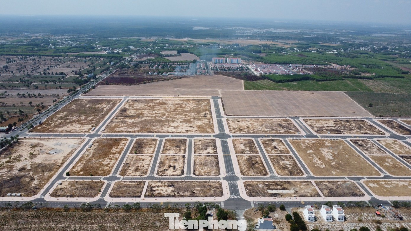 'Hoá giải' các khu đô thị ma - Ảnh 3