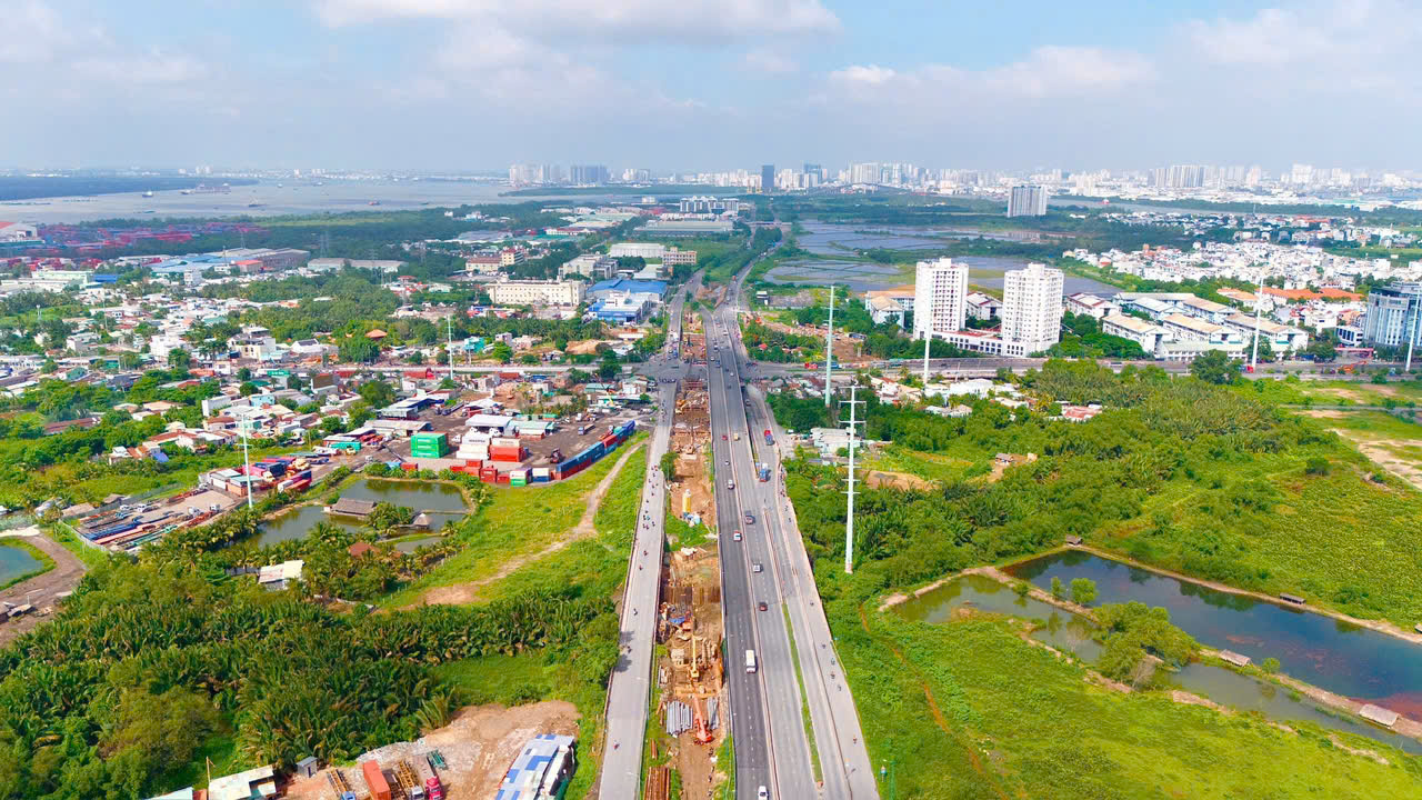 Bất động sản liền thổ cao cấp tại TP.HCM thu hút nhà đầu tư phía Bắc - Ảnh 2