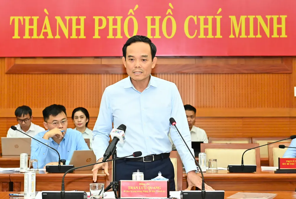 Hoàn thiện thể chế, thu hút chuyên gia giỏi cho Trung tâm Tài chính quốc tế tại TPHCM - Ảnh 1