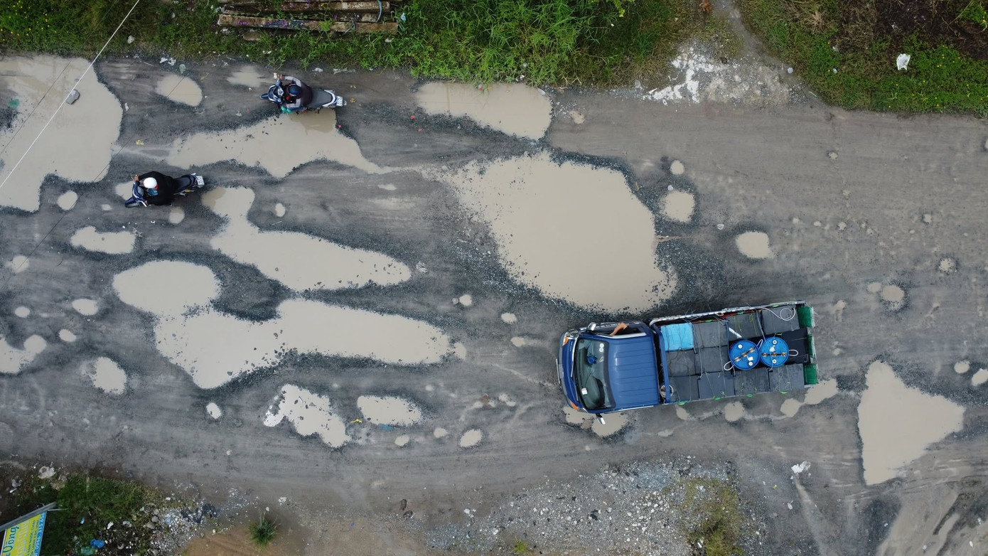 Tuyến đường làm 6 năm vẫn “ì ạch” ở Cà Mau - Ảnh 4