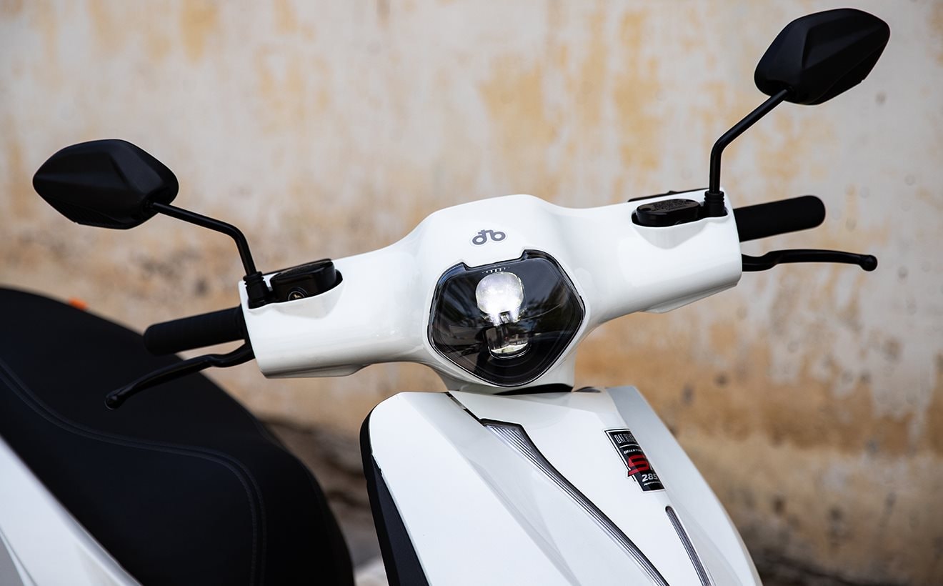 Hãng xe máy nội được đầu tư thêm gần 600 tỷ đồng có xe điện "đi xa nhất Việt Nam", đang ưu đãi tháng 9 - Ảnh 1