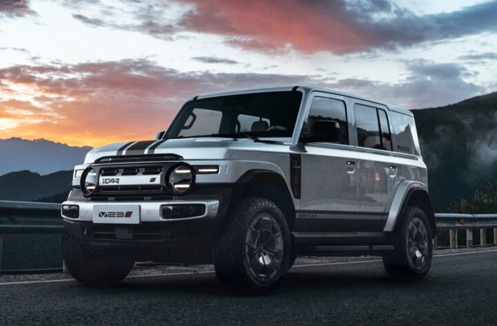 Hãng xe xây nhà máy tại Thái Bình ra mắt SUV điện đạt kỷ lục Guinness: Giá khởi điểm hơn 400 triệu đồng, một lần sạc đi 550 km - Ảnh 1