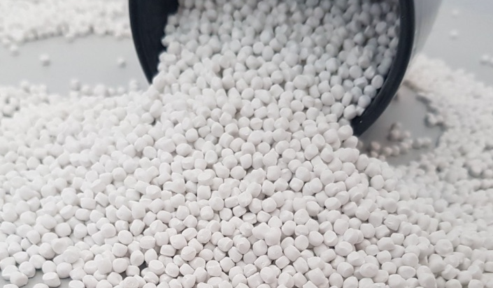 Mỹ, Trung Quốc đua nhau gửi một loại nguyên liệu quan trọng vào Việt Nam: Thuế nhập khẩu 0%, hơn 1 nửa thế giới đang đổ xô đến nước ta mua hàng - Ảnh 1