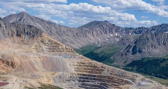 Nền kinh tế lớn nhất thế giới đang lãng phí một “mỏ vàng” có thể thay đổi ngành công nghiệp ô tô điện, đủ sản xuất pin cho hàng trăm triệu xe - Ảnh 1