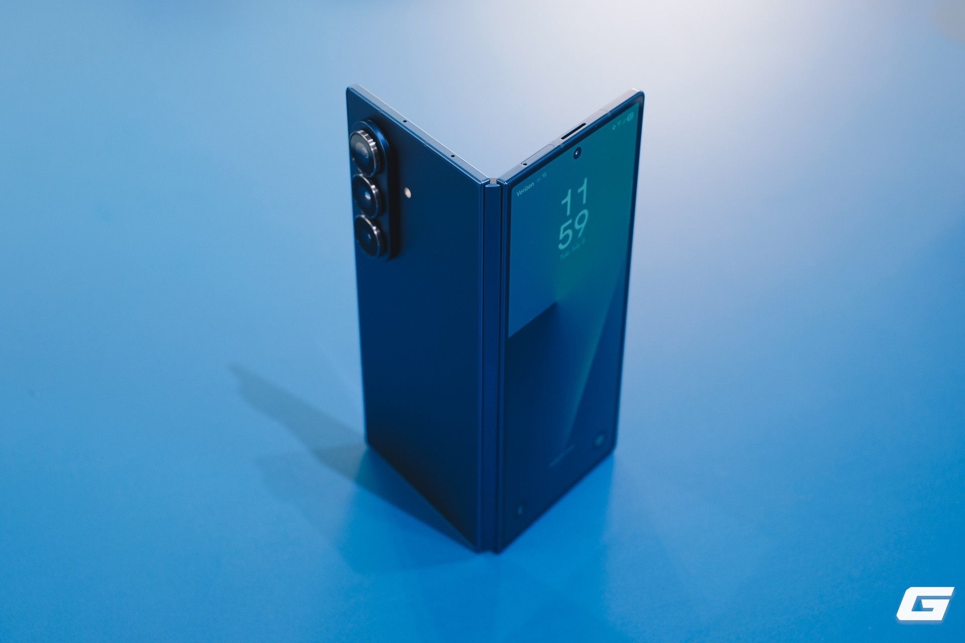 Nhìn lại chặng đường phát triển của smartphone gập: Đã cải tiến và đi xa đến mức nào? - Ảnh 3