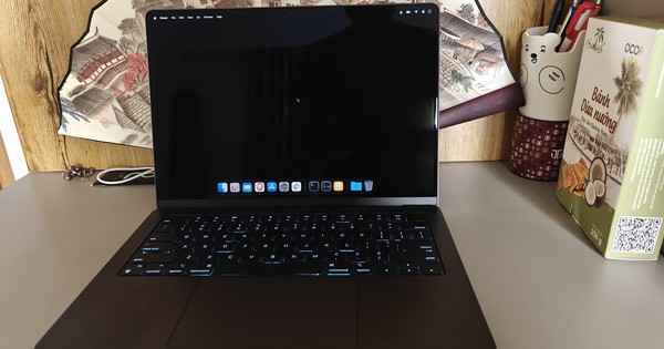 Người đàn ông Ấn Độ ngồi máy bay sang tận Việt Nam mua MacBook: Rẻ hơn 11 triệu còn lãi chuyến du lịch