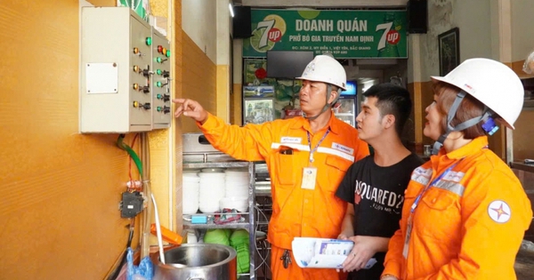 Ngành điện cảnh báo khẩn toàn bộ người dân, khuyến khích nên làm 1 việc
