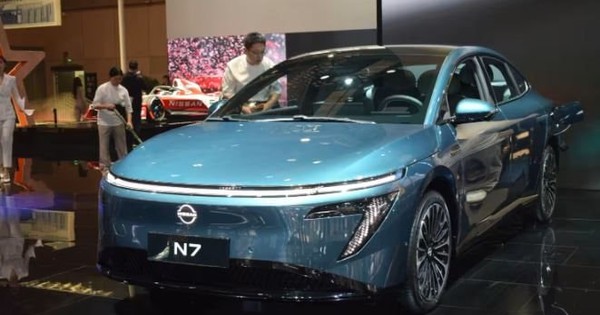Nissan dự lỗ 500 tỷ yen, khó khăn chưa từng có