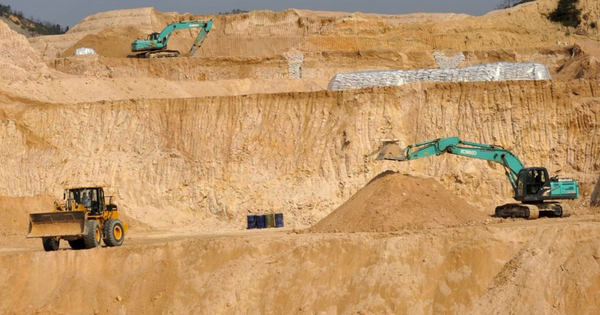 Khoan thủng lòng đất, quốc gia châu Á trúng 500 mỏ 'kho báu' khổng lồ: Hơn 300 tỷ m3 khí đốt phun lên dữ dội, tìm thấy 'vành đai vàng trắng' kéo dài gần 3.000 km