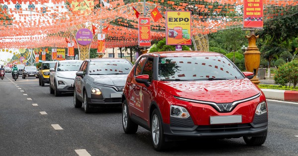 VinFast bán gần 90.000 xe sau 8 tháng, còn cách mục tiêu cả năm bao xa?