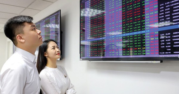 Rút ngắn thời gian đưa cổ phiếu lên sàn sau IPO còn 30 ngày