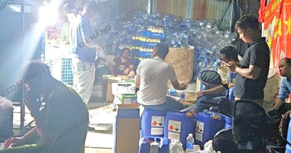 Hãi hùng hơn 30.000 lít giấm độc hại suýt tuồn ra thị trường ở Đà Nẵng