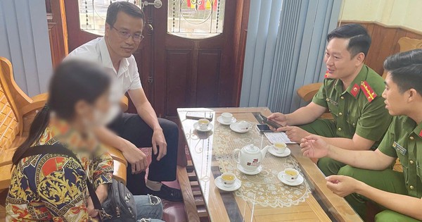 Tin lời bạn trên Tiktok, người phụ nữ đến ngân hàng chuyển 100 triệu để nhận quà, nhân viên Agribank thấy bất thường liền báo công an
