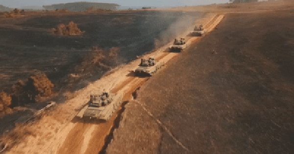 Vừa gây ấn tượng tại Việt Nam, quân đội Nga đã có mặt ở Lào cùng vũ khí "khủng": Hé lộ nhiệm vụ đặc biệt