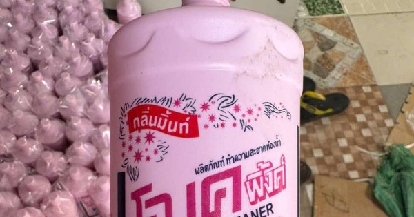 Triệt phá đường dây sản xuất, buôn bán hàng giả nước giặt, nước tẩy rửa nổi tiếng ở TP.HCM